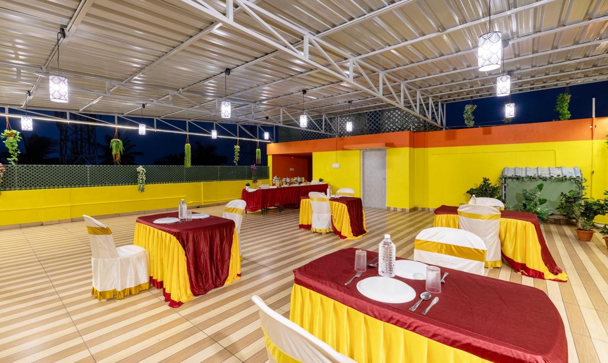 Treebo Four Seasons Hotel Mysore Ngoại thất bức ảnh