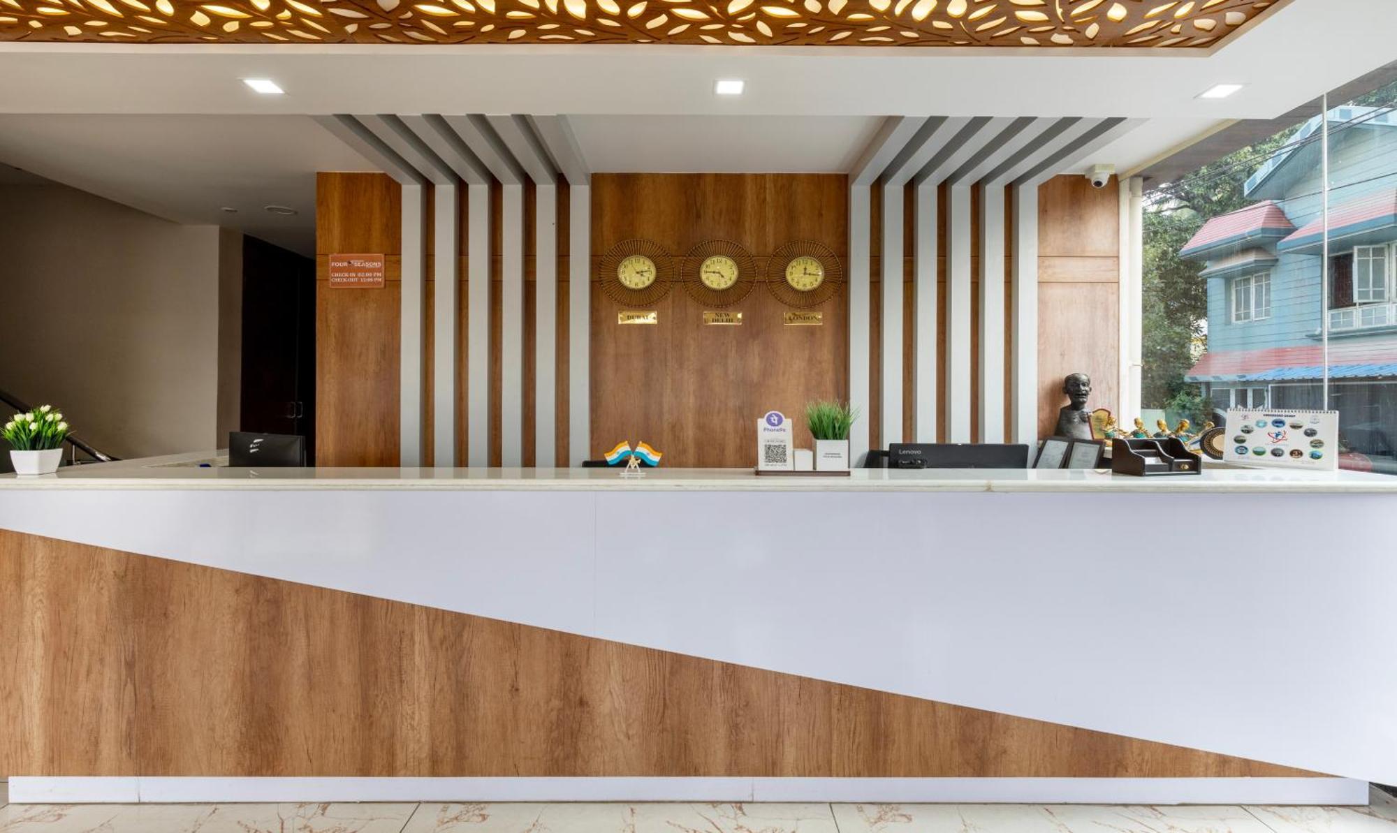 Treebo Four Seasons Hotel Mysore Ngoại thất bức ảnh